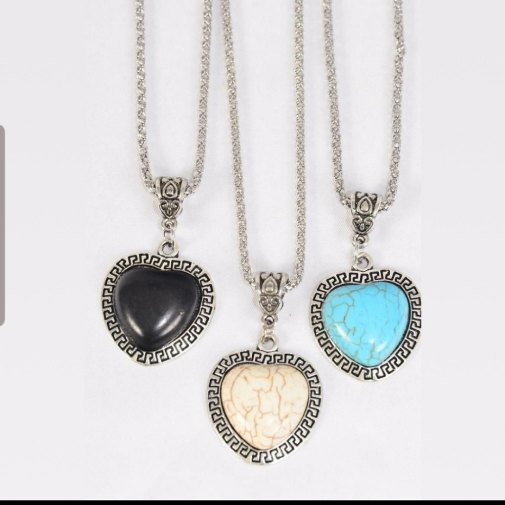 Silver Chain Heart Necklace